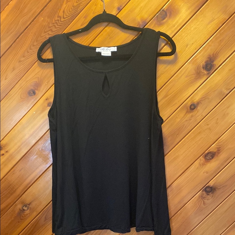 Penningtons Black Sleeveless Tank Top Minimalist Design